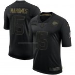Camiseta NFL Limited Kansas City Chiefs Mahomes 2020 Salute To Service Negro